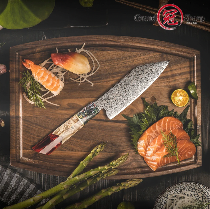 Japoniško-damasko-peilis-su-daržovėm